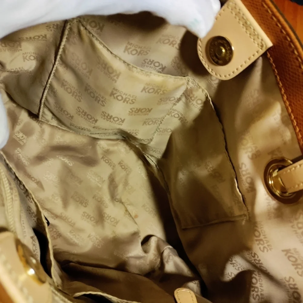 Michael Kors Camel Tote Handbag Saffiano Leather Medium
